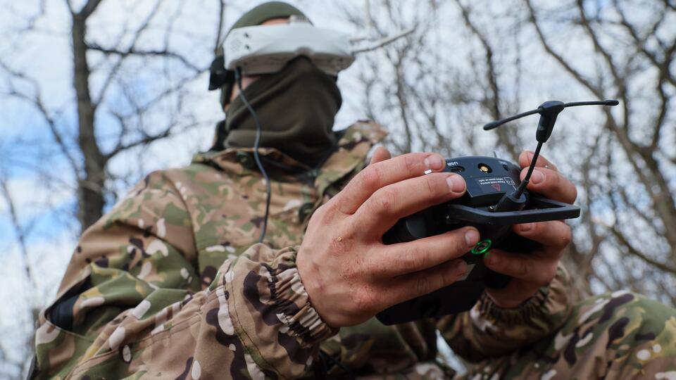 Операторы FPV-дронов уничтожили пункты и боевиков ВСУ в приграничном районе