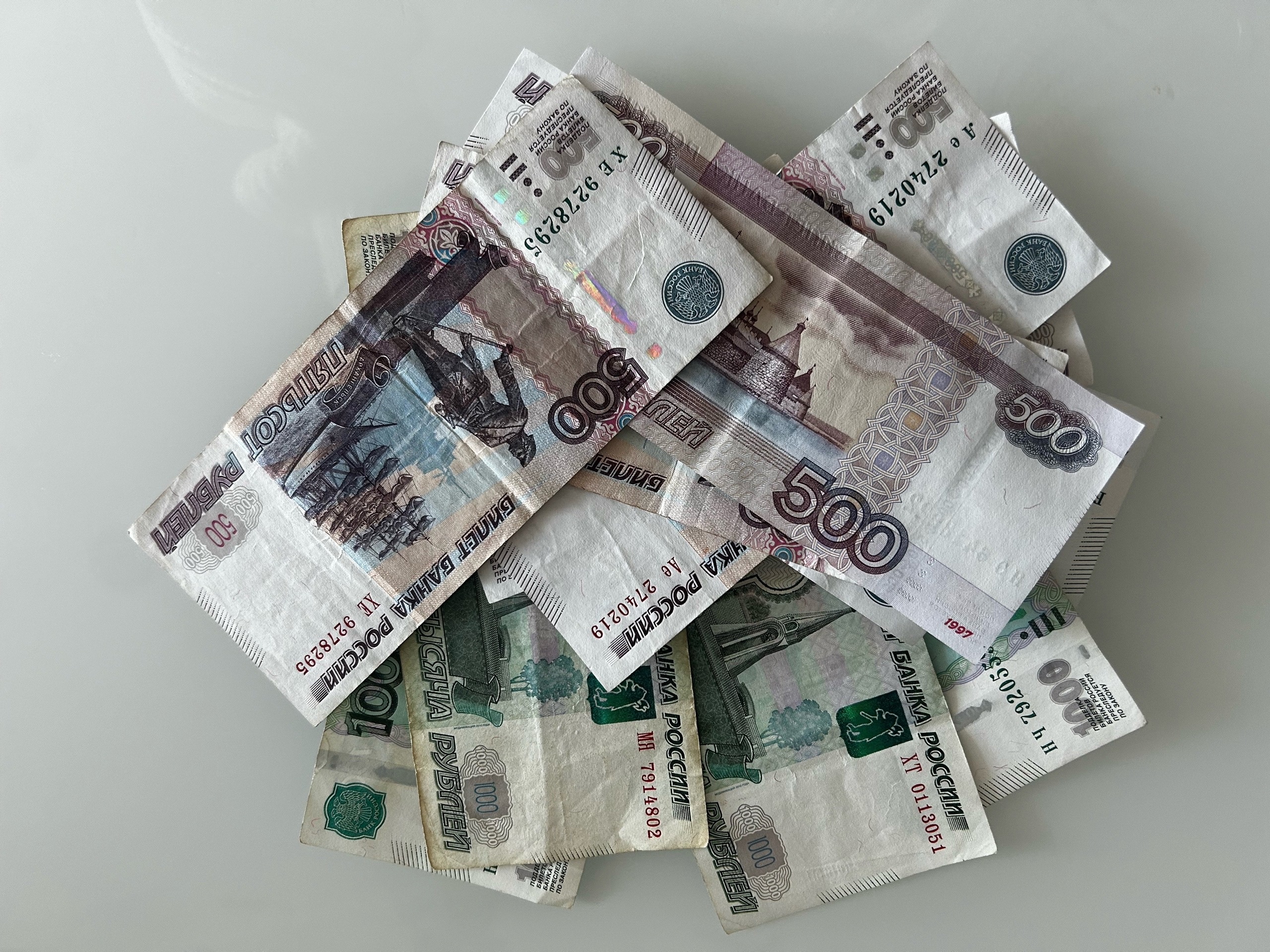 Житель Заречного занял у своих знакомых более двух миллионов рублей на азартные игры